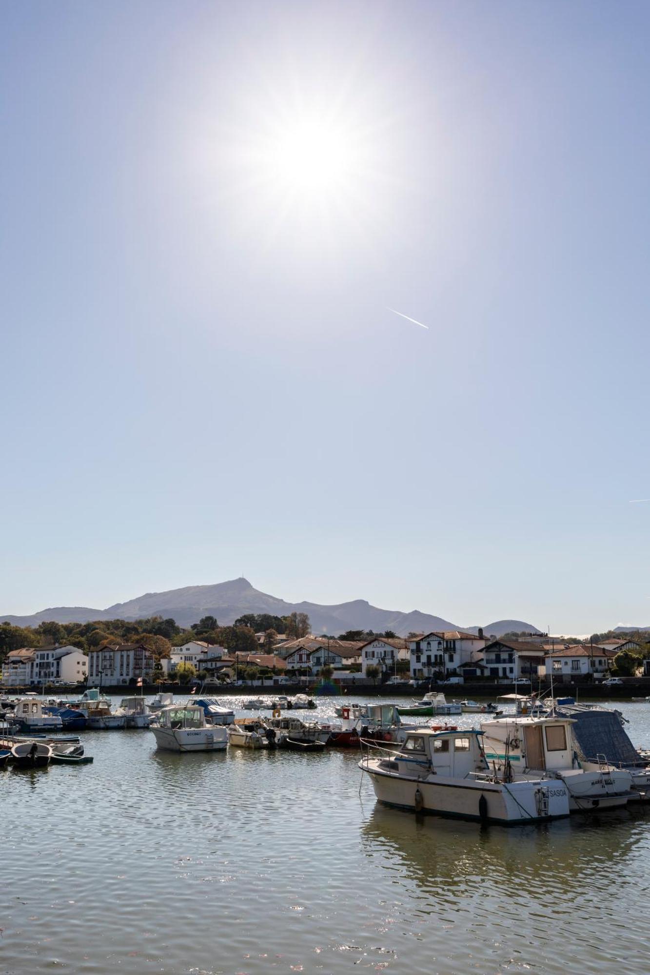 Vue Plongeante Sur L'Eau Lägenhet Saint-Jean-de-Luz Exteriör bild